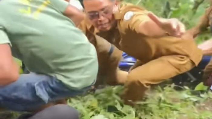 Yusuf Rio Wahyu Prayogo, Bupati Situbondo Jatuh ke Jurang 4 Meter