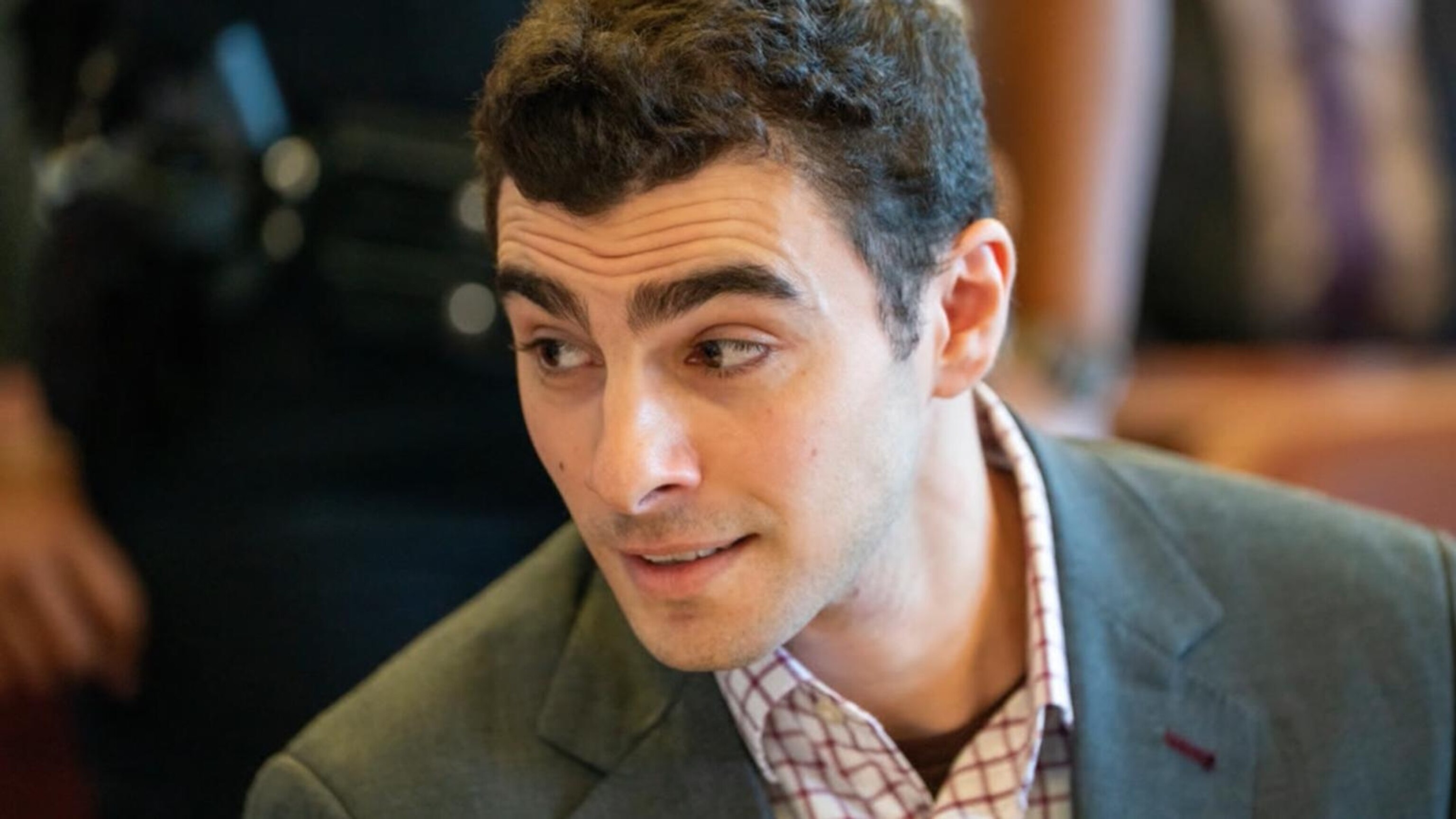 Luigi Mangione defense asks judge to toss key evidence in ...