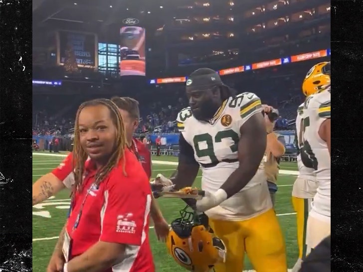 Security Guard Not Fired For Eating Packers Player's Food At ...