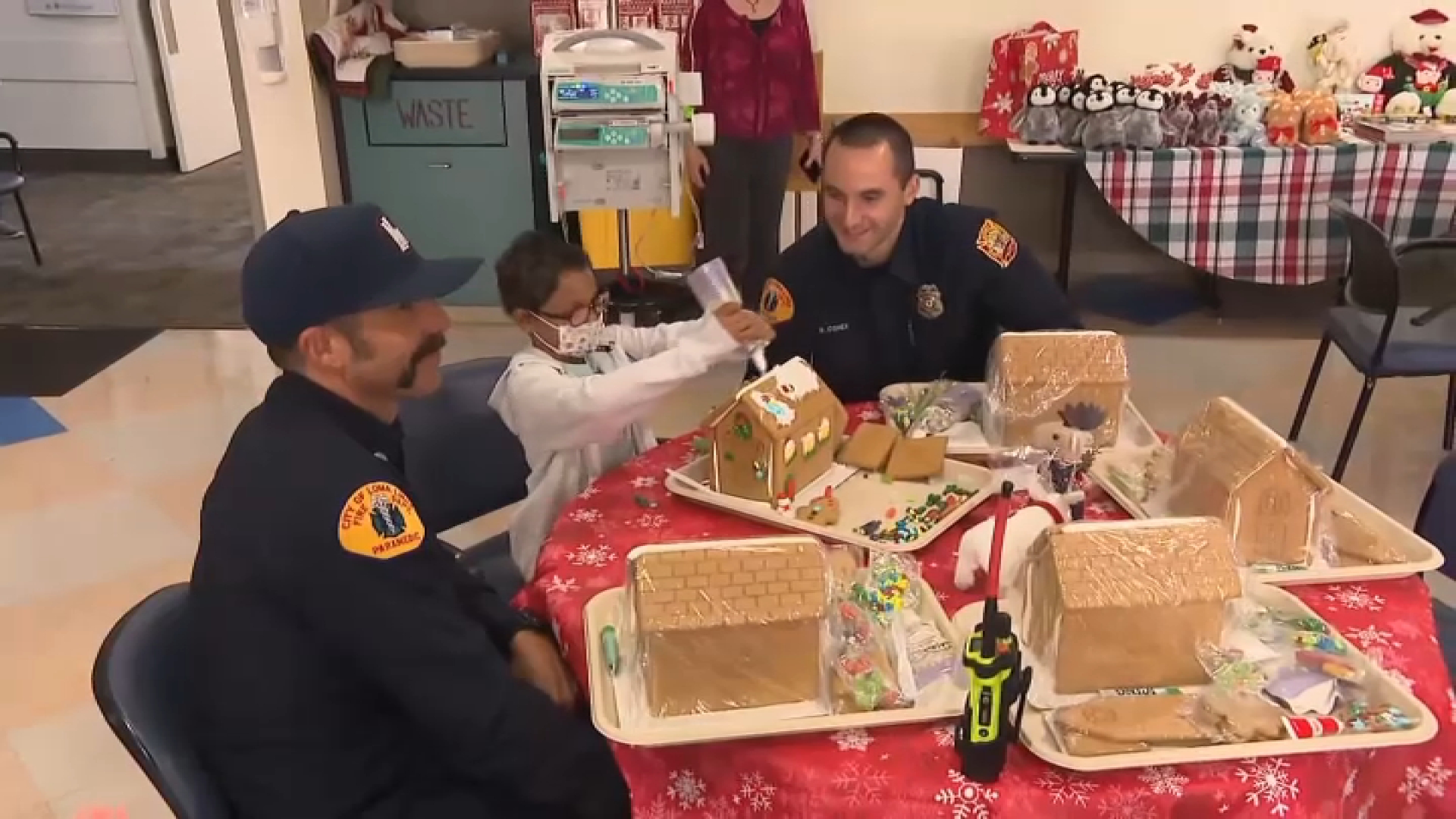 Pediatric patients in Loma Linda build gingerbread houses with ...