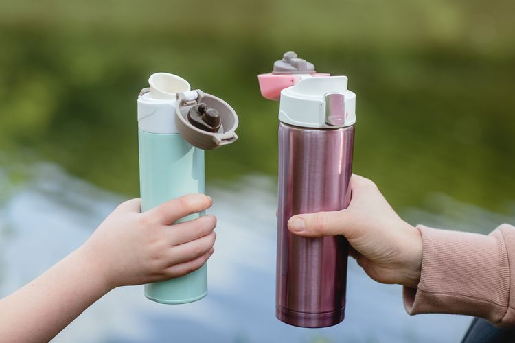 Tumbler Tahan Lama dan Nyaman, 7 Pilihan Terbaik!
