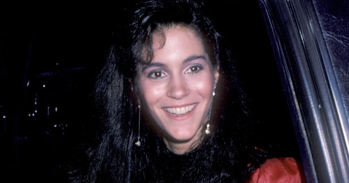 The woman in this photo grew up to become the richest actress in the world