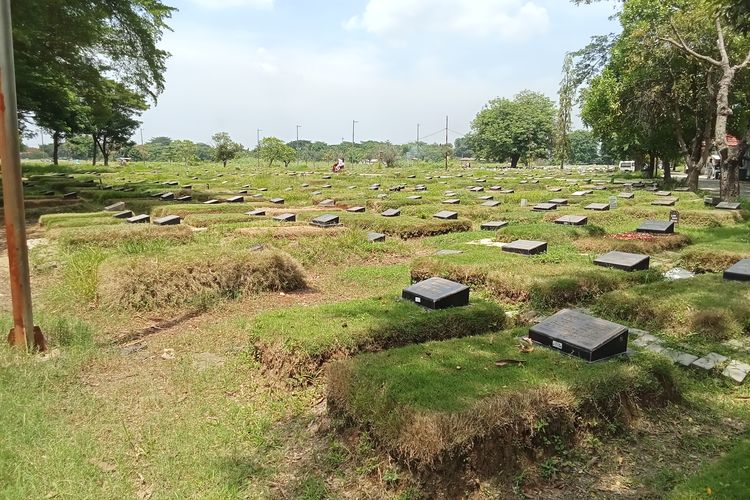 Di Balik Ketenangan Makam Jakarta: Membongkar Kisah Para Penjaga