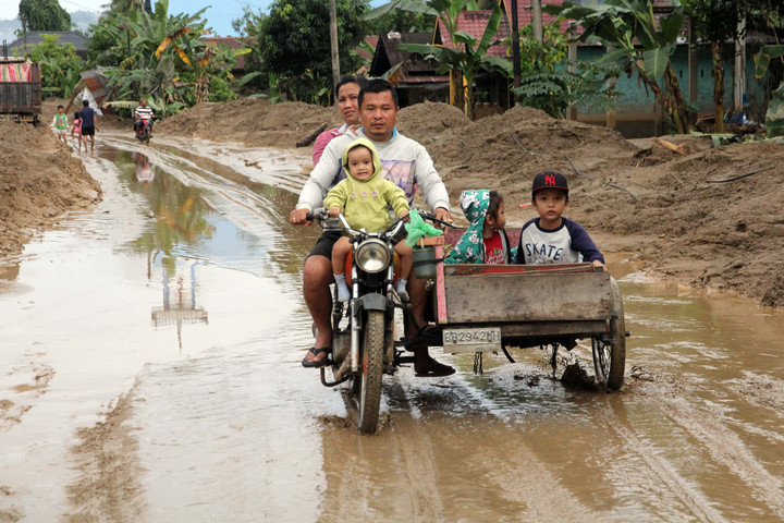 Pesan tersembunyi banjir Sumatera: Ketika manusia tak pernah puas