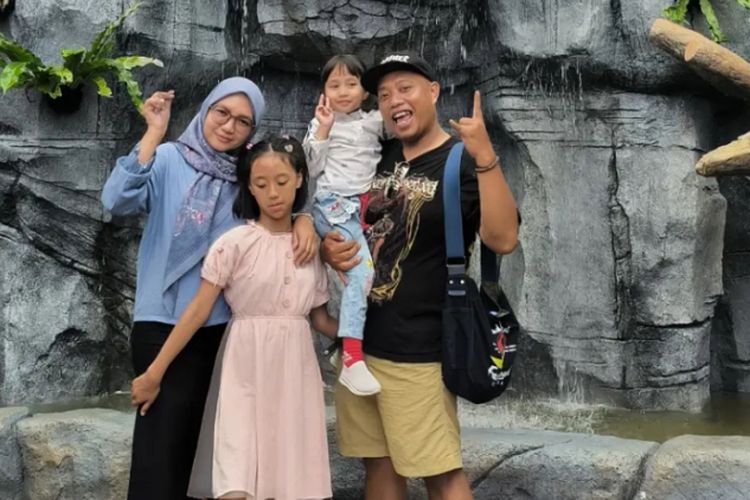 Kisah Ira: Bekerja dan Mendidik Anak ADHD dengan Merayakan Kemajuan Kecil