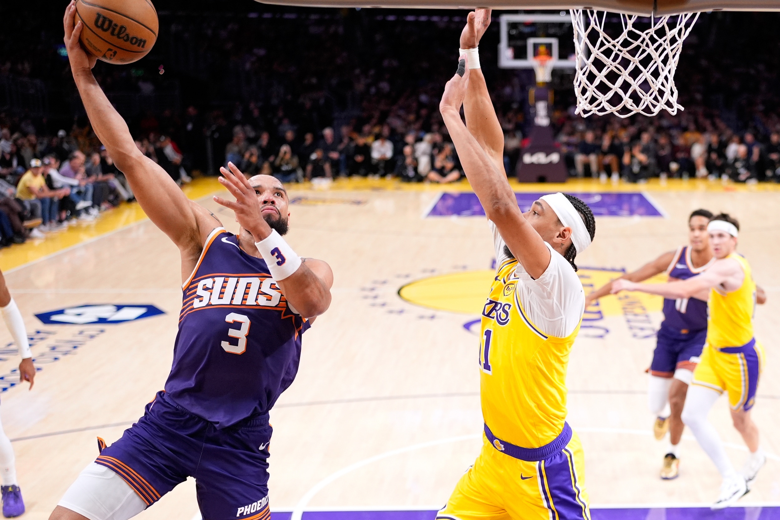 NBA Suns lose Devin Booker but still snap Lakers’ 7game streak