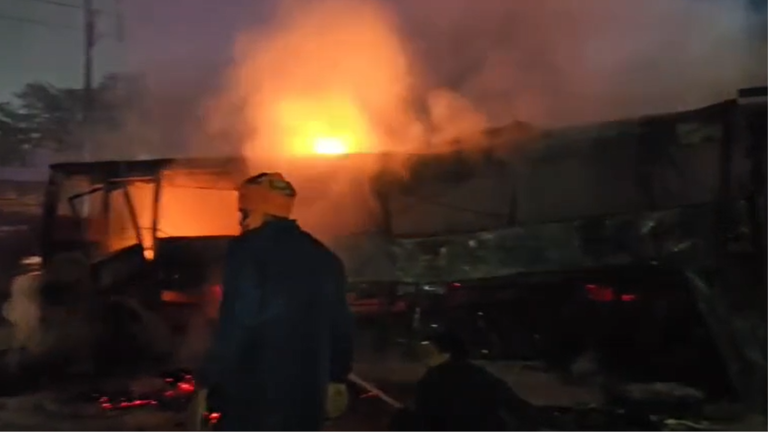 UP bus inferno: 3 dead, 24 injured as bus bursts into flames after ...