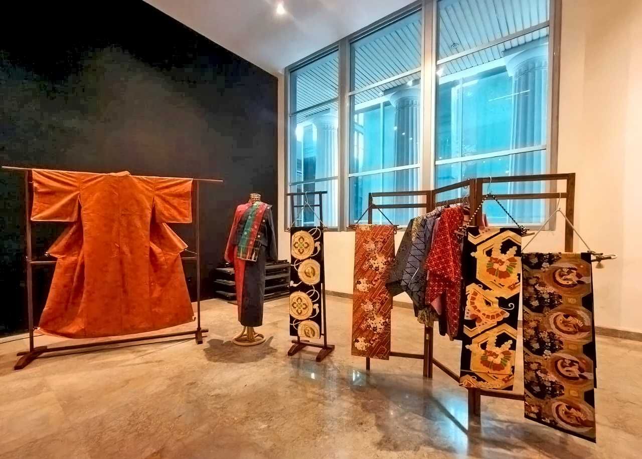 Menggabungkan Cerita Melalui Kain, Kolaborasi Indonesia-Jepang di Museum Nasional