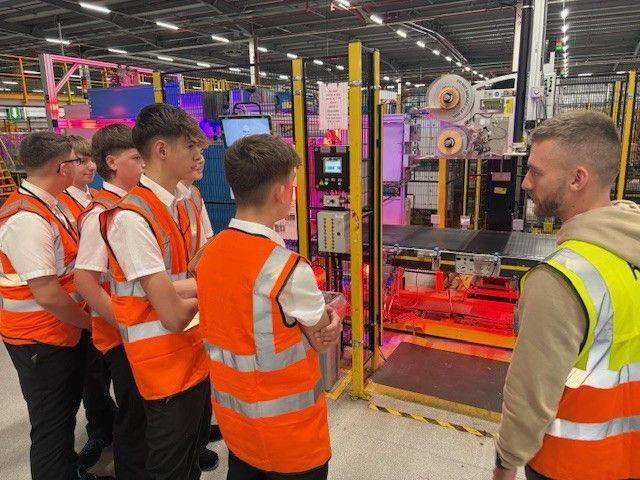 Students gain real-world business insight during visit to Amazon