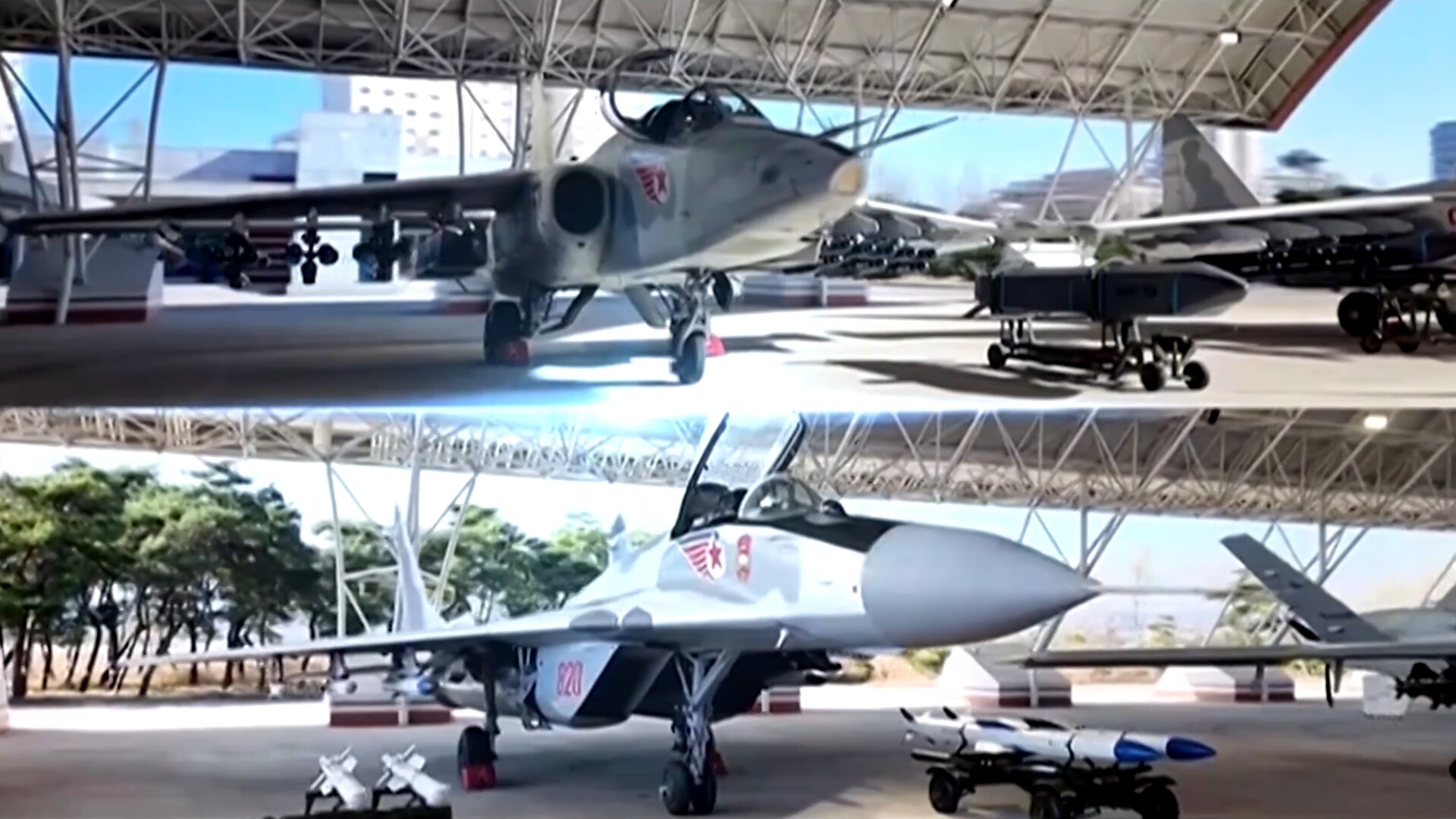 Nordkorea zeigt neue Rakete - die erinnert verdächtig an deutsches ...