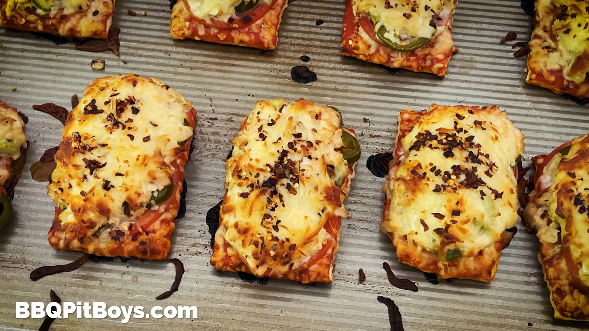 Cheap pizza upgrade done BBQ pit style