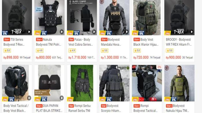 Harga Vest Taktis yang Dipakai Verrell Bramasta Saat Kunjungan ke Lokasi Bencana Sumbar