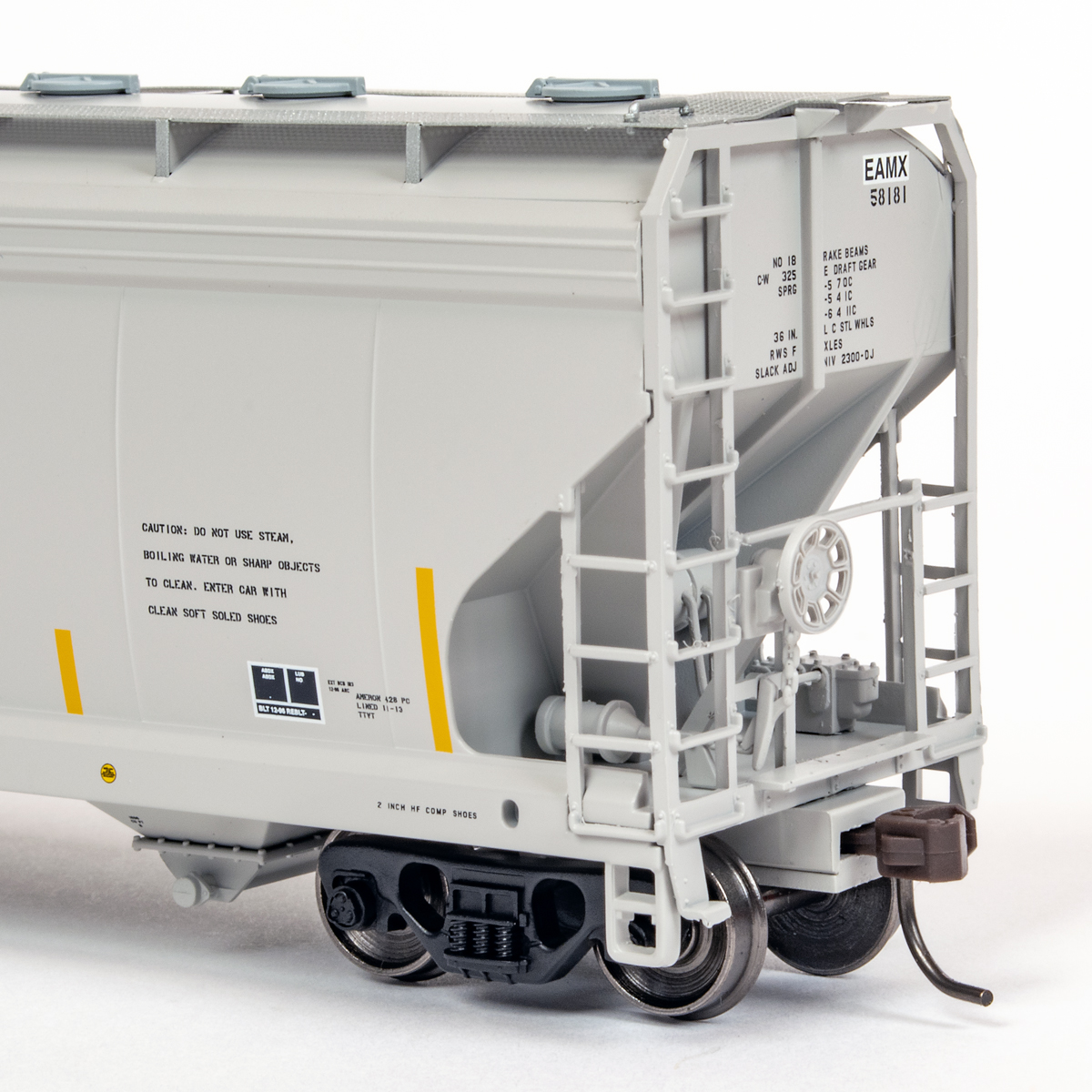 Atlas HO ACF 5800 covered hopper