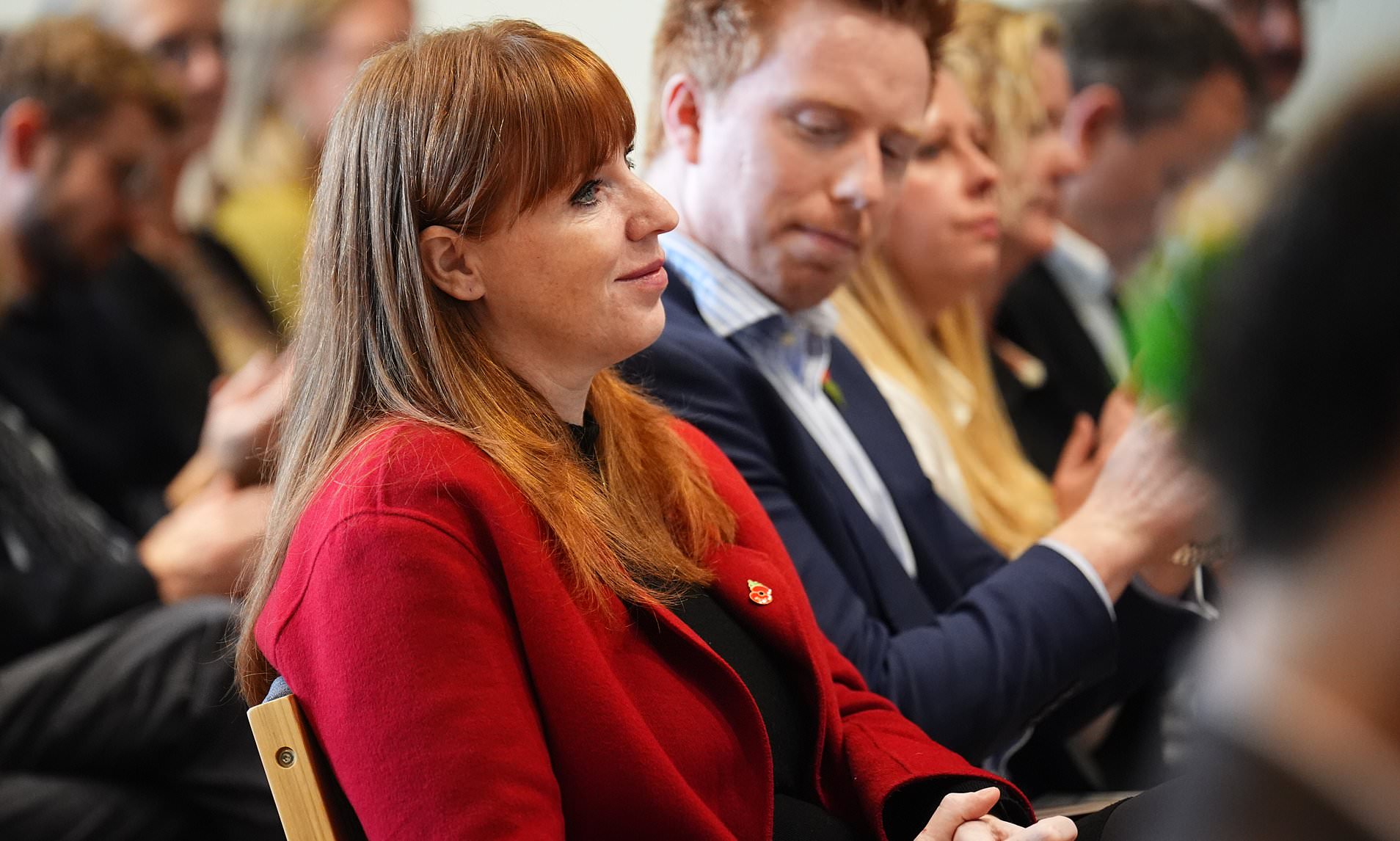 Angela Rayner returns to pressure Starmer over workers' rights law