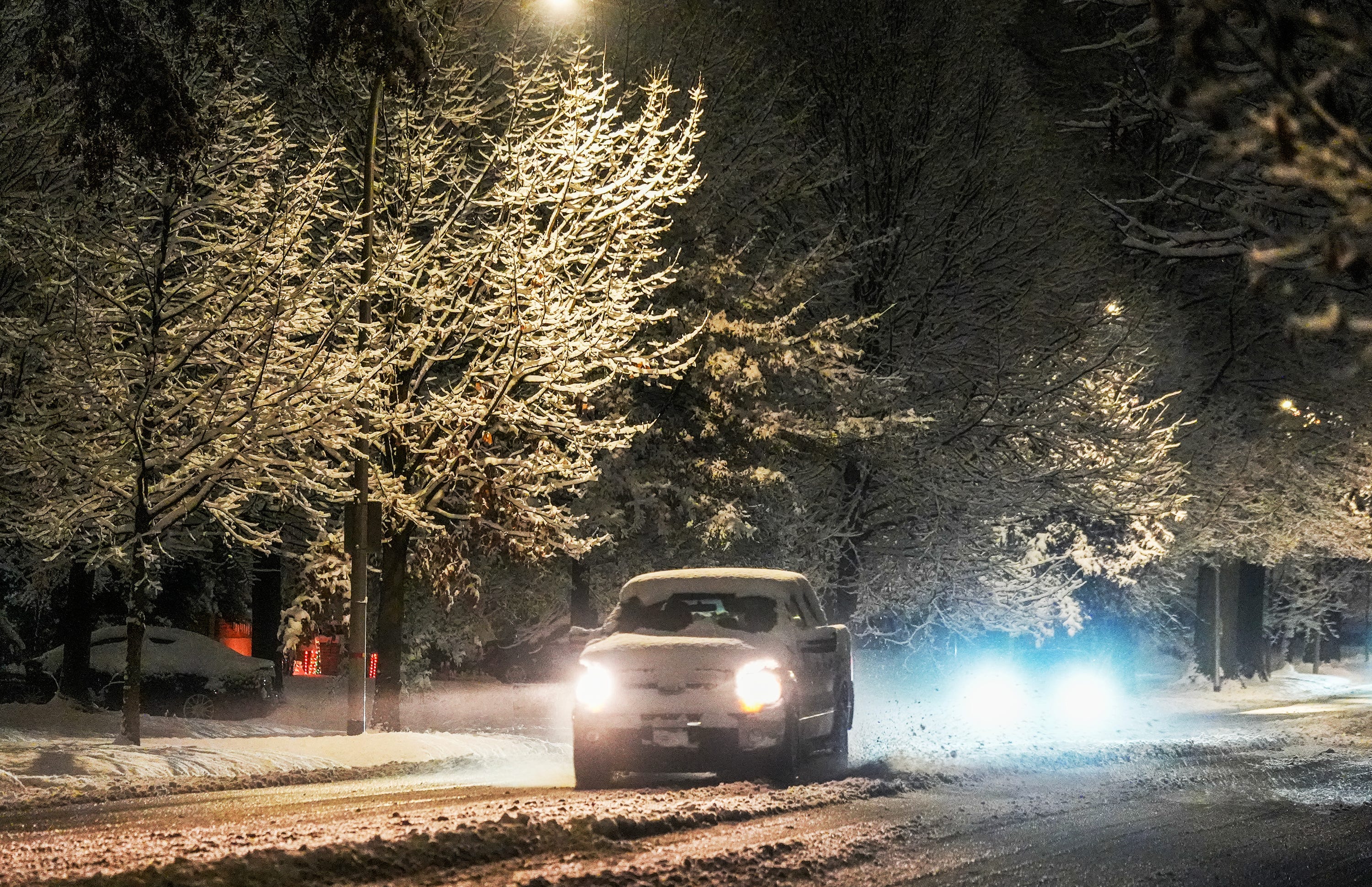 Snowstorm arrives in parts of East Coast. See latest weather forecast.