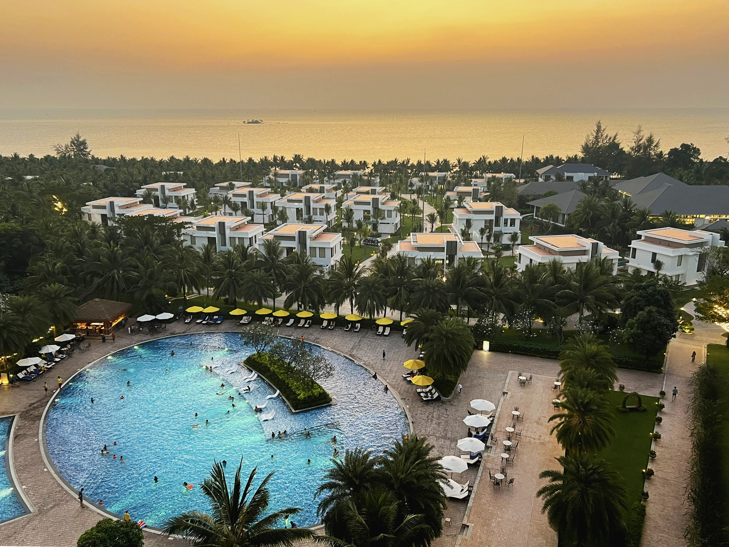 Chủ khách sạn Phú Quốc 'mở mắt mất 20 triệu đồng' mỗi ngày vì sự cố điện