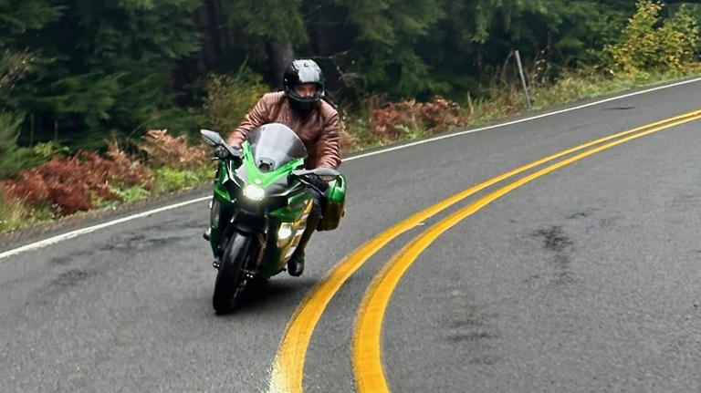 The Kawasaki Ninja H2 SX Isn't Cheap, But It Could Be The Best All-Rounder