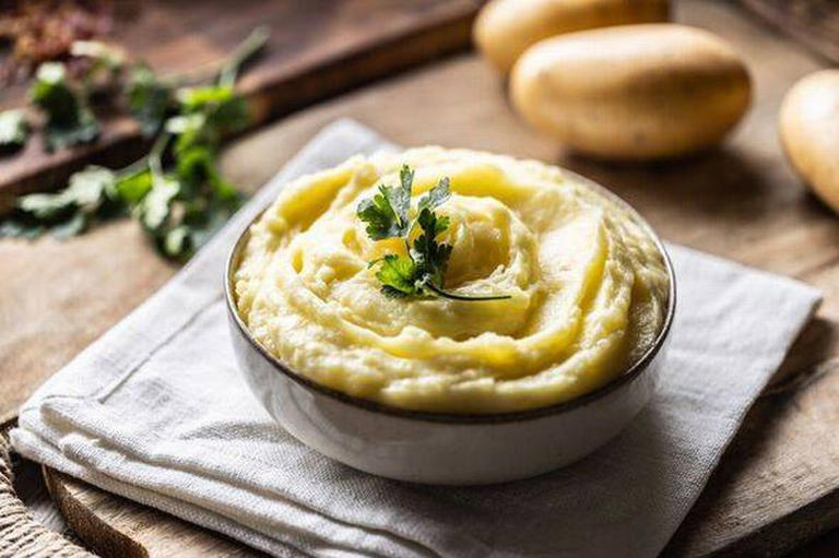 Quick and easy step ensures ‘perfectly creamy’ mashed potatoes every ...