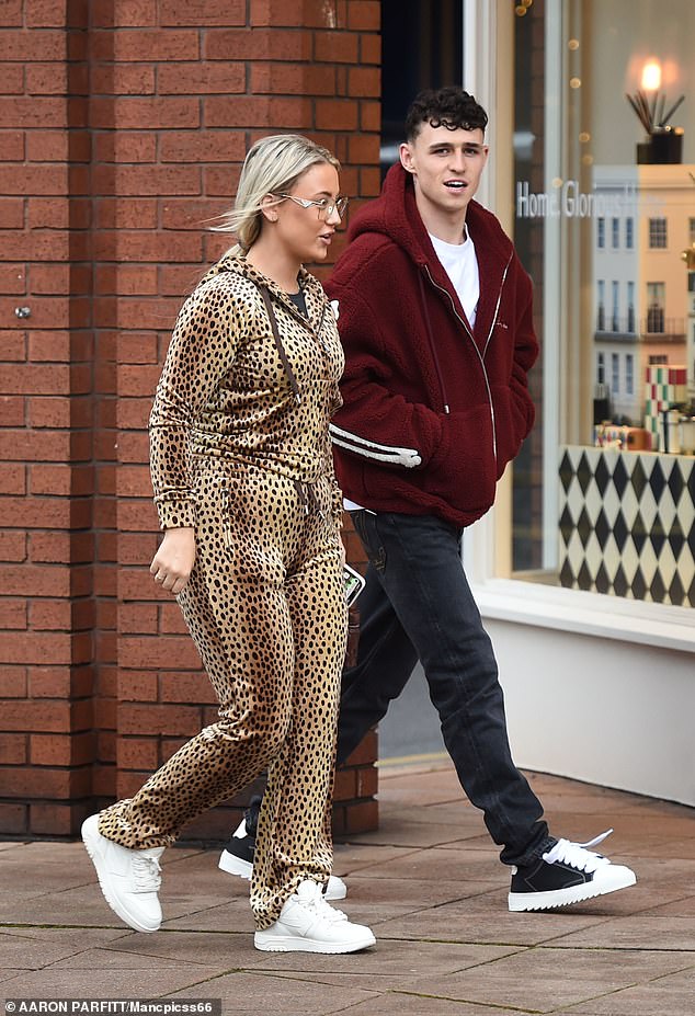 Mrs Foden-to-be? Manchester City star Phil Foden goes ring shopping ...