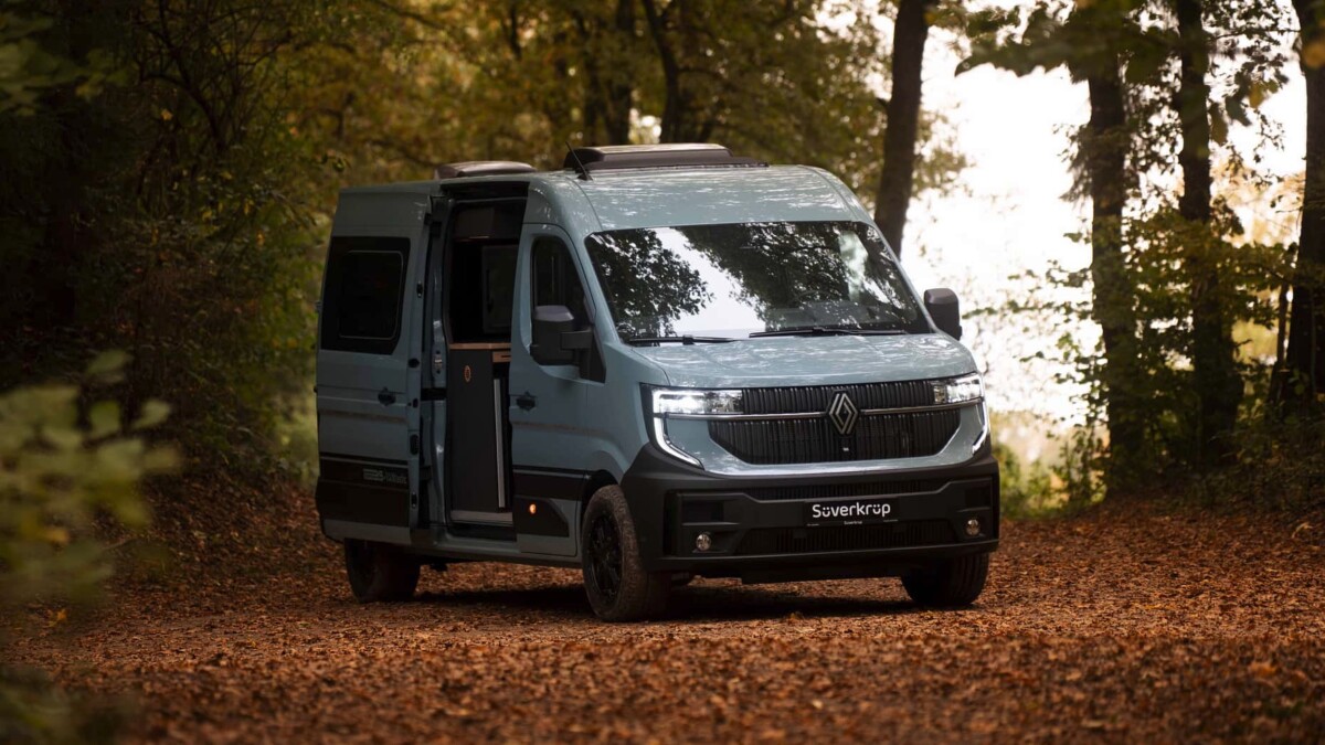 auf-g-nstiger-renault-basis-schicker-campingbus-mit-holzausbau