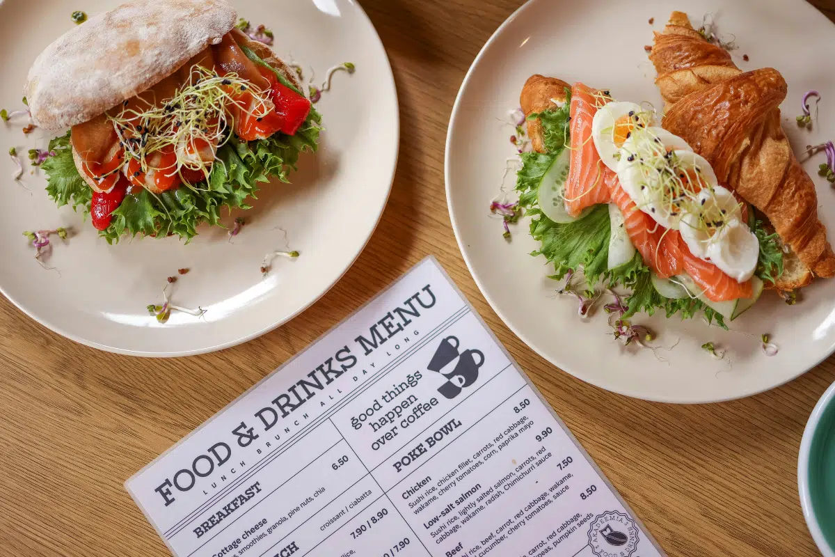 7 restaurant red flags chefs say you should never ignore