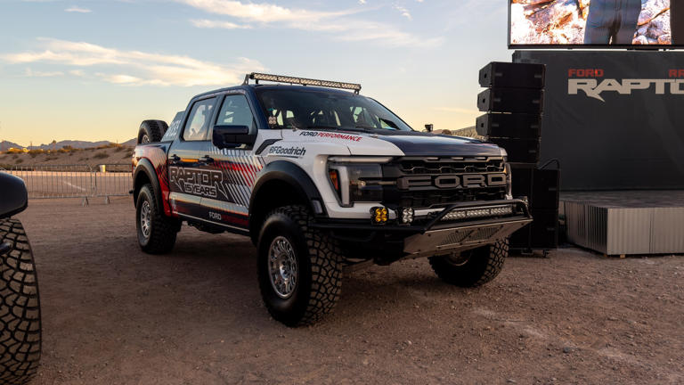 Conquering the Desert In a Ford Raptor R At the Raptor Rally