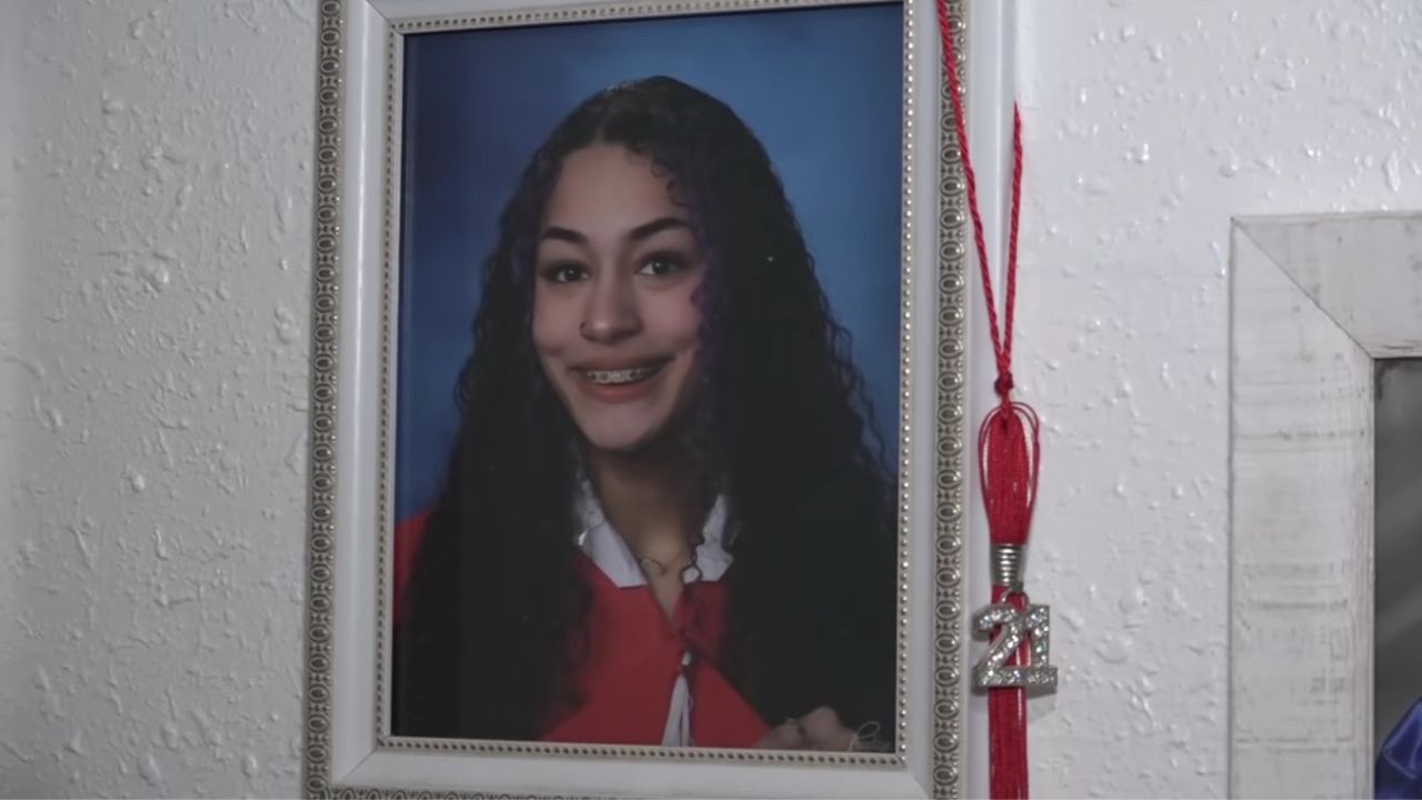 'Pit bulls should be banned.' 23yearold Texas woman mauled to death(02)