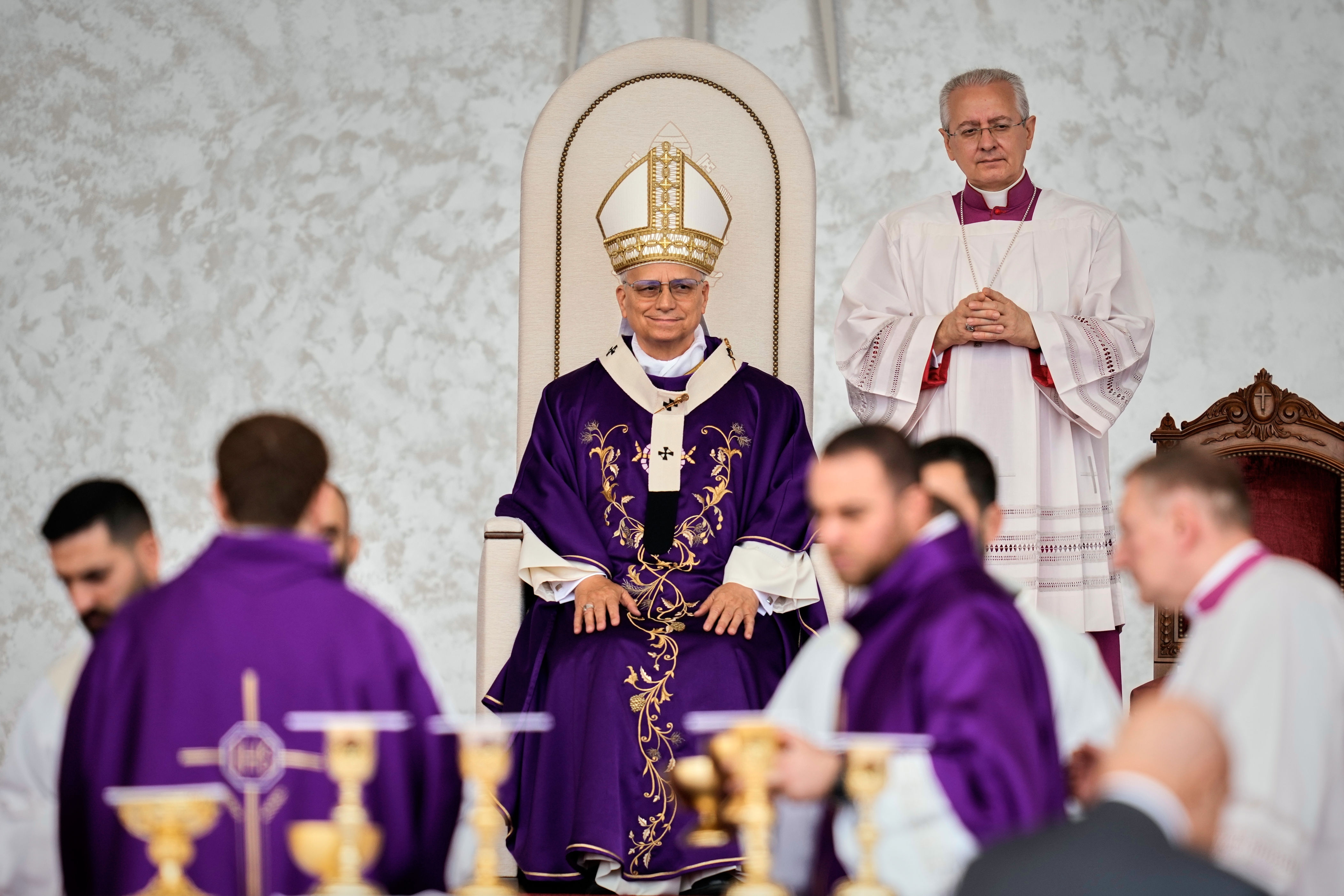 Pope Leo, leaving Beirut, calls for peace in Middle East and Venezuela