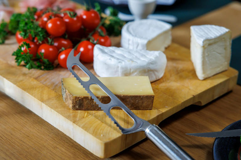 Shredded Aldi cheese recall sparks consumer risk warning in 31 states