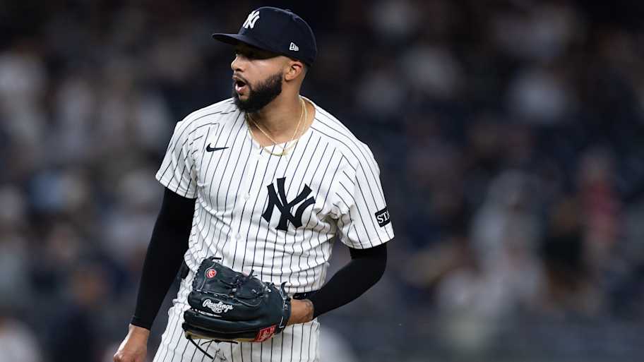 Mariners #39 Devin Williams daydream got rudely interrupted by a harsh reality