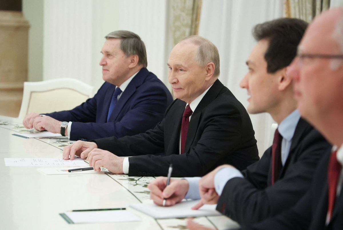 Ukraine live: Trump envoys fail to secure peace deal with Putin