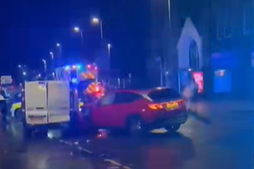 Person rushed to hospital after two-car crash in Paisley