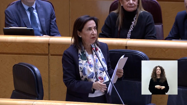 El PP reprocha a Robles los "bajos" sueldos de los militares