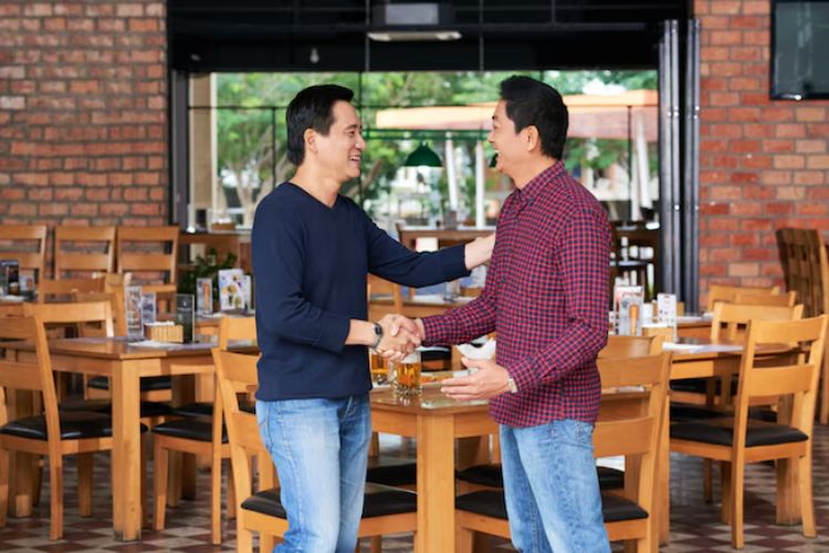 7 Perilaku Halus yang Mengungkap Kehormatan Seseorang kepada Anda Menurut Psikologi