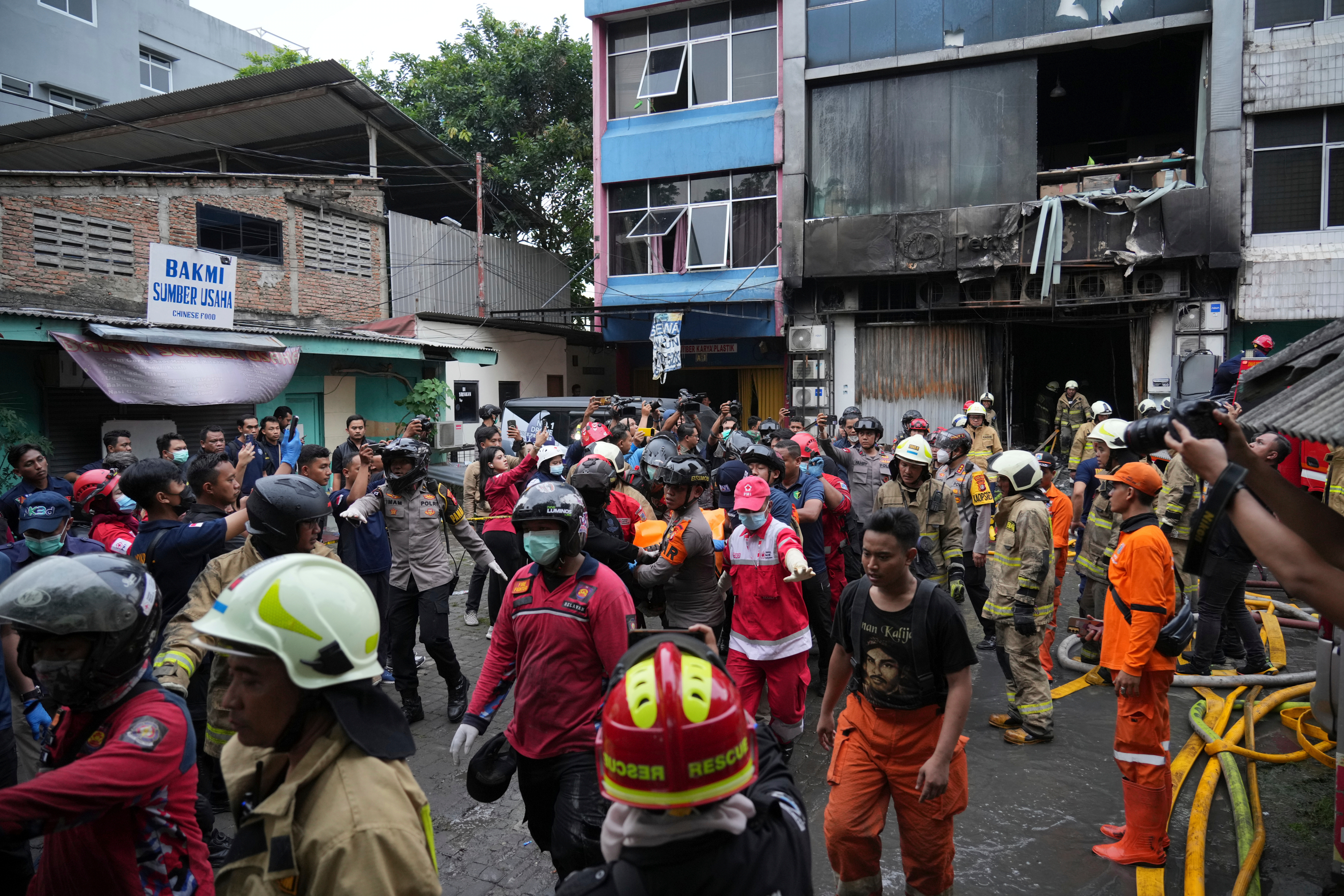 Office building fire in Indonesian capital leaves 22 dead