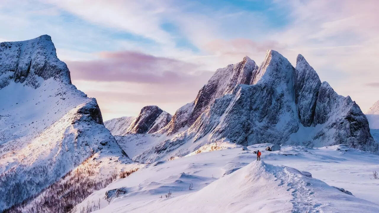 Is this really a mountain? The viral mystery of Mount Paltry