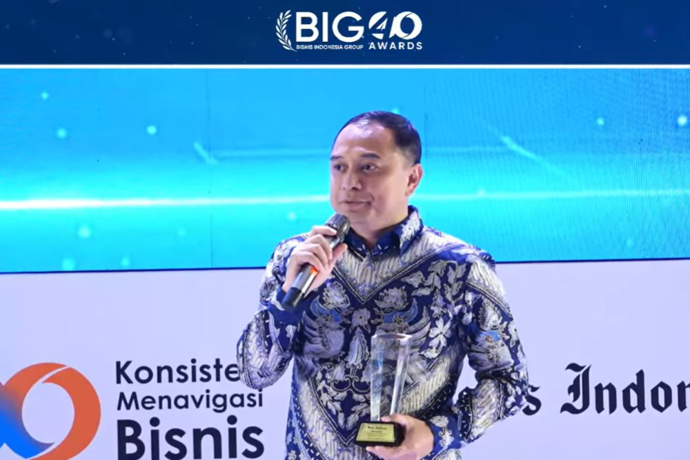Walkot Eri Cahyadi Dapat Penghargaan BIG 40: Pemimpin Ekonomi Surabaya Terbaik Jawa Timur
