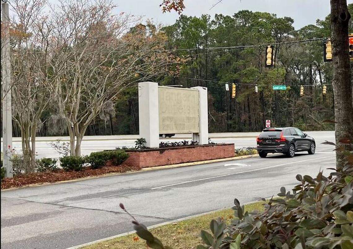 tanger-outlets-entry-signs-bare-for-holiday-shopping-here-s-why-what