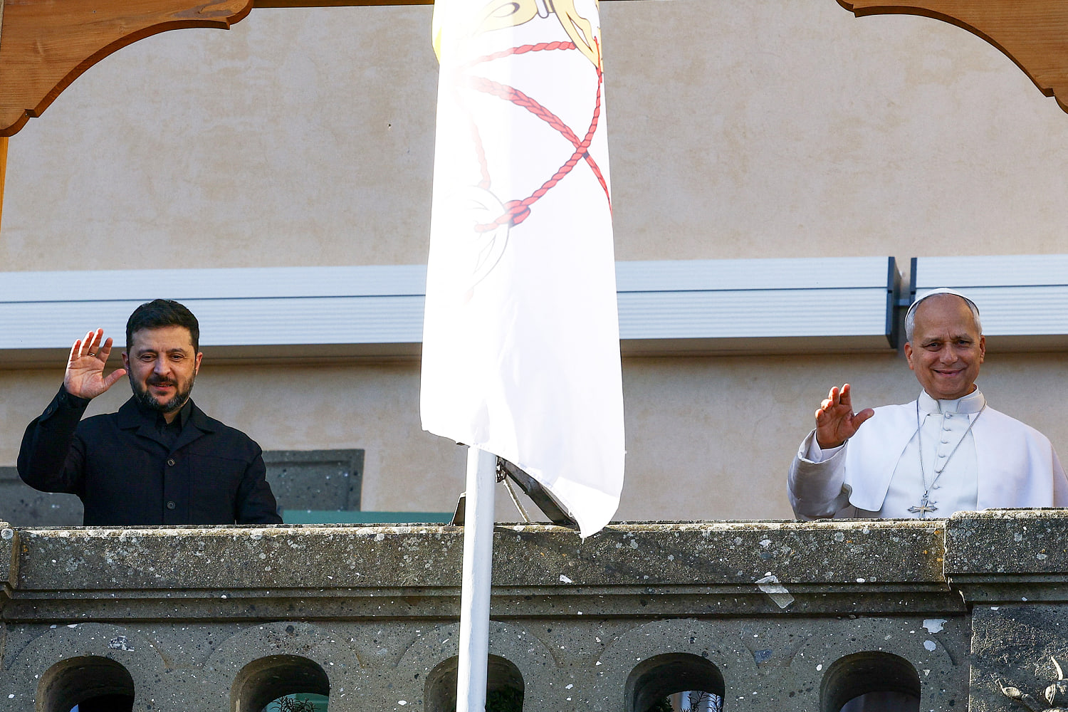Zelenskyy meets with Pope as Ukraine prepares to send updated peace ...