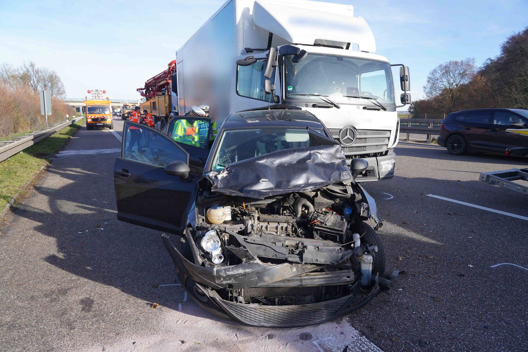 Luxus Unfall Auf Der A81 Ebenbild