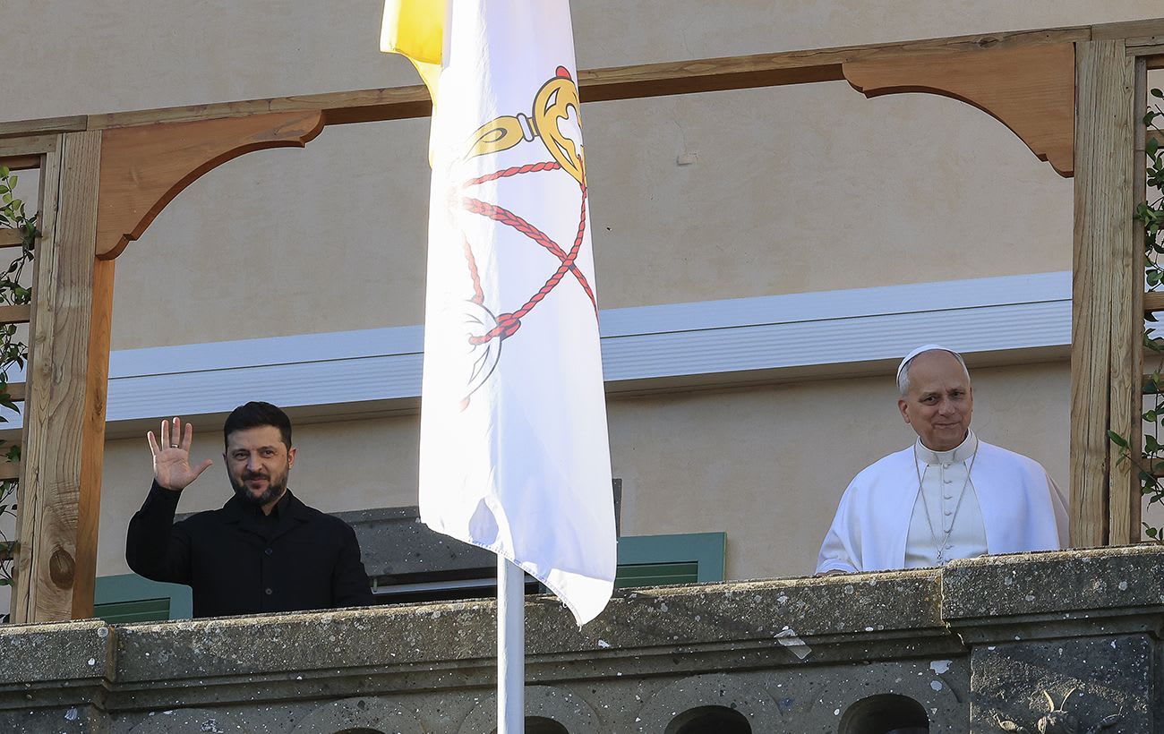 Zelenskyy meets Pope Leo XIV in Castel Gandolfo