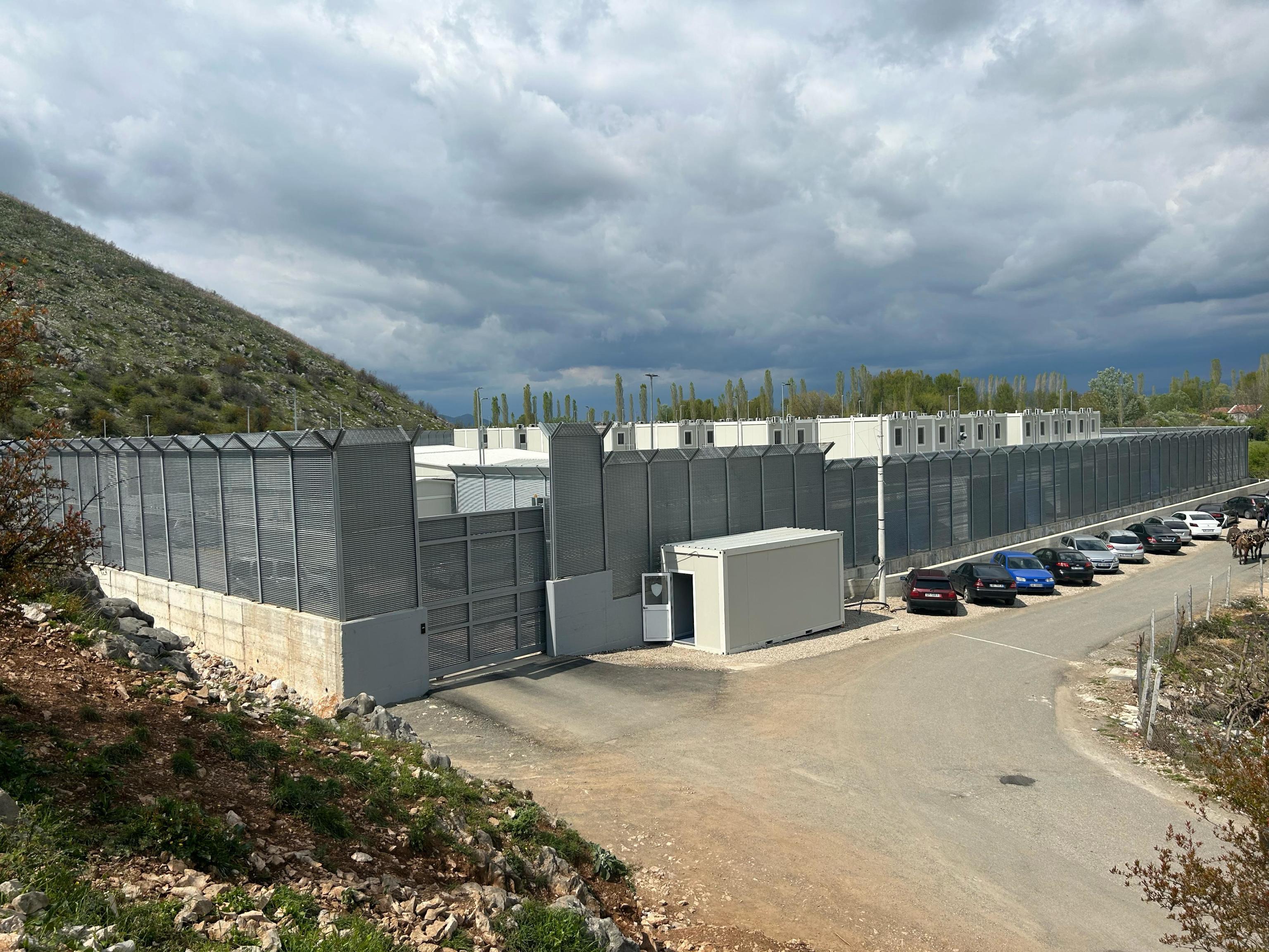 EU migration overhaul introduces new rules on repatriations, return hubs