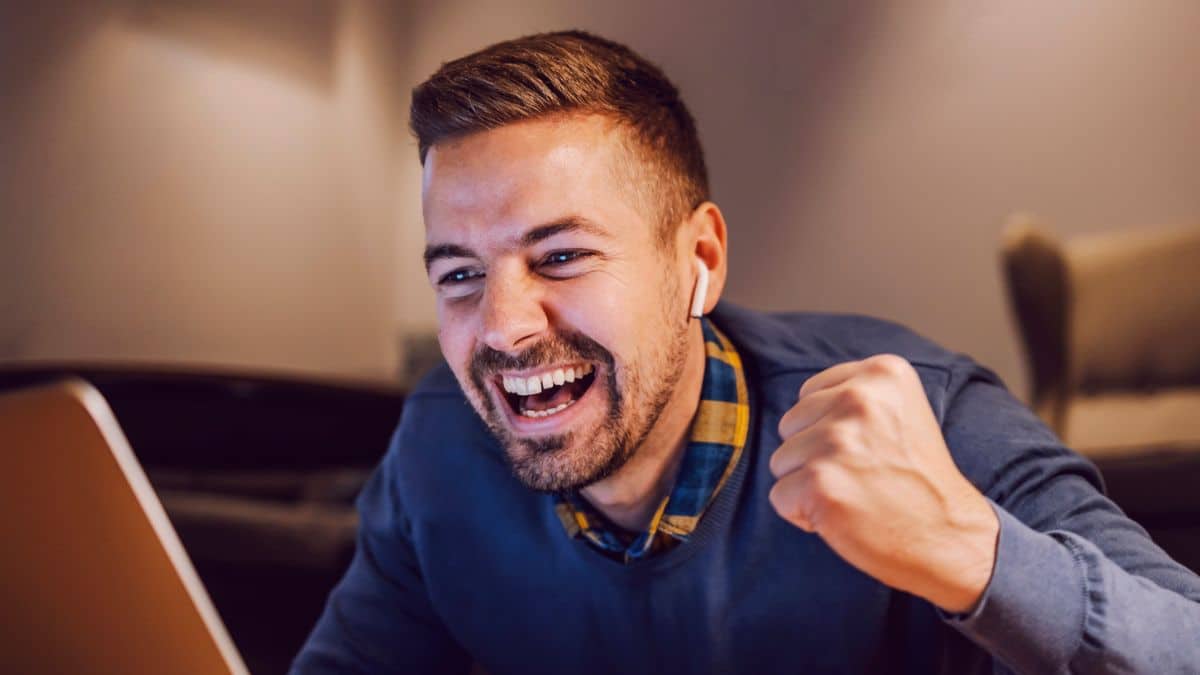 Money-saving habits most middle-class families rely on<br>