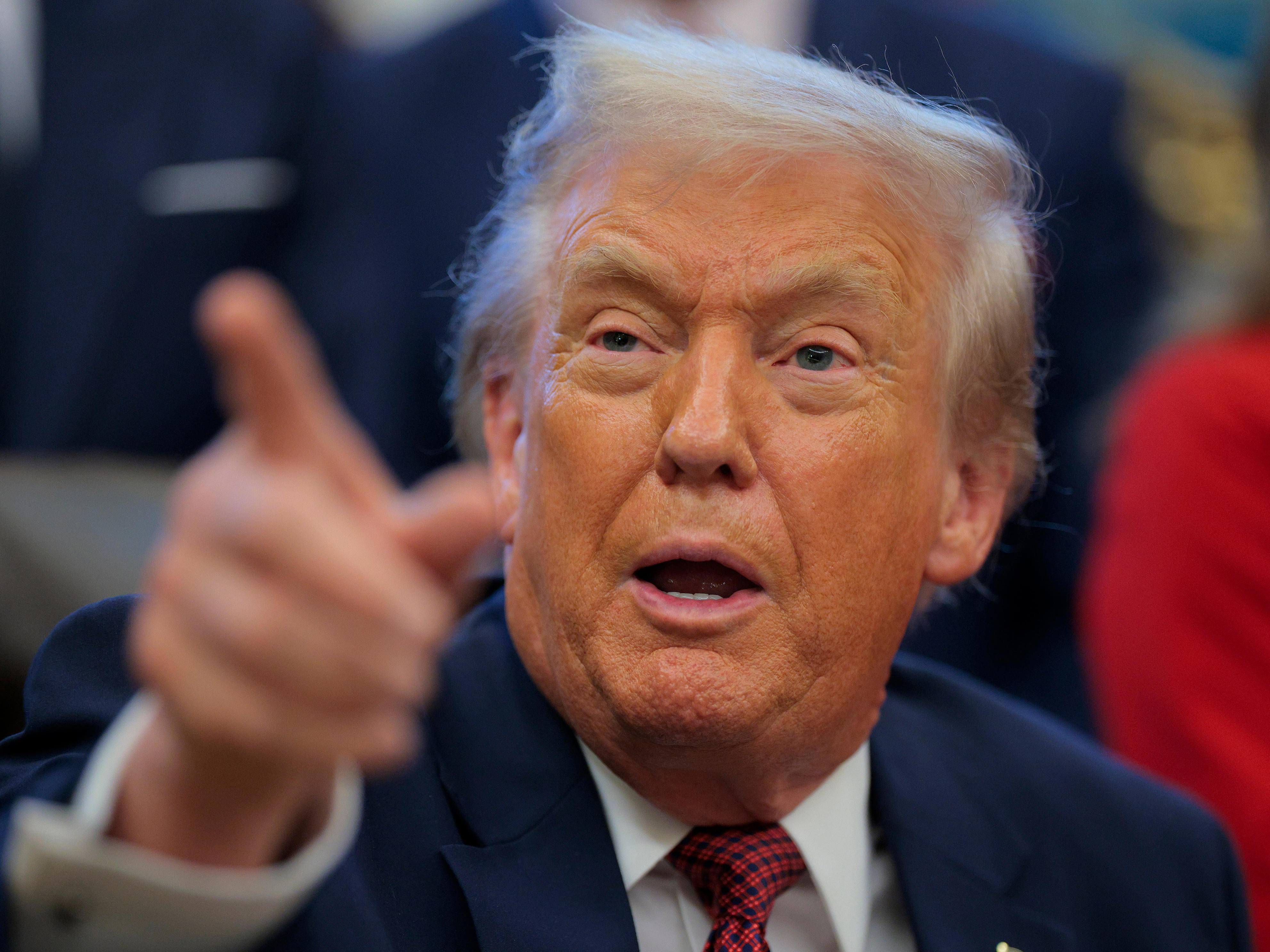 trump-deals-a-final-blow-to-a-key-student-loan-repayment-plan-millions