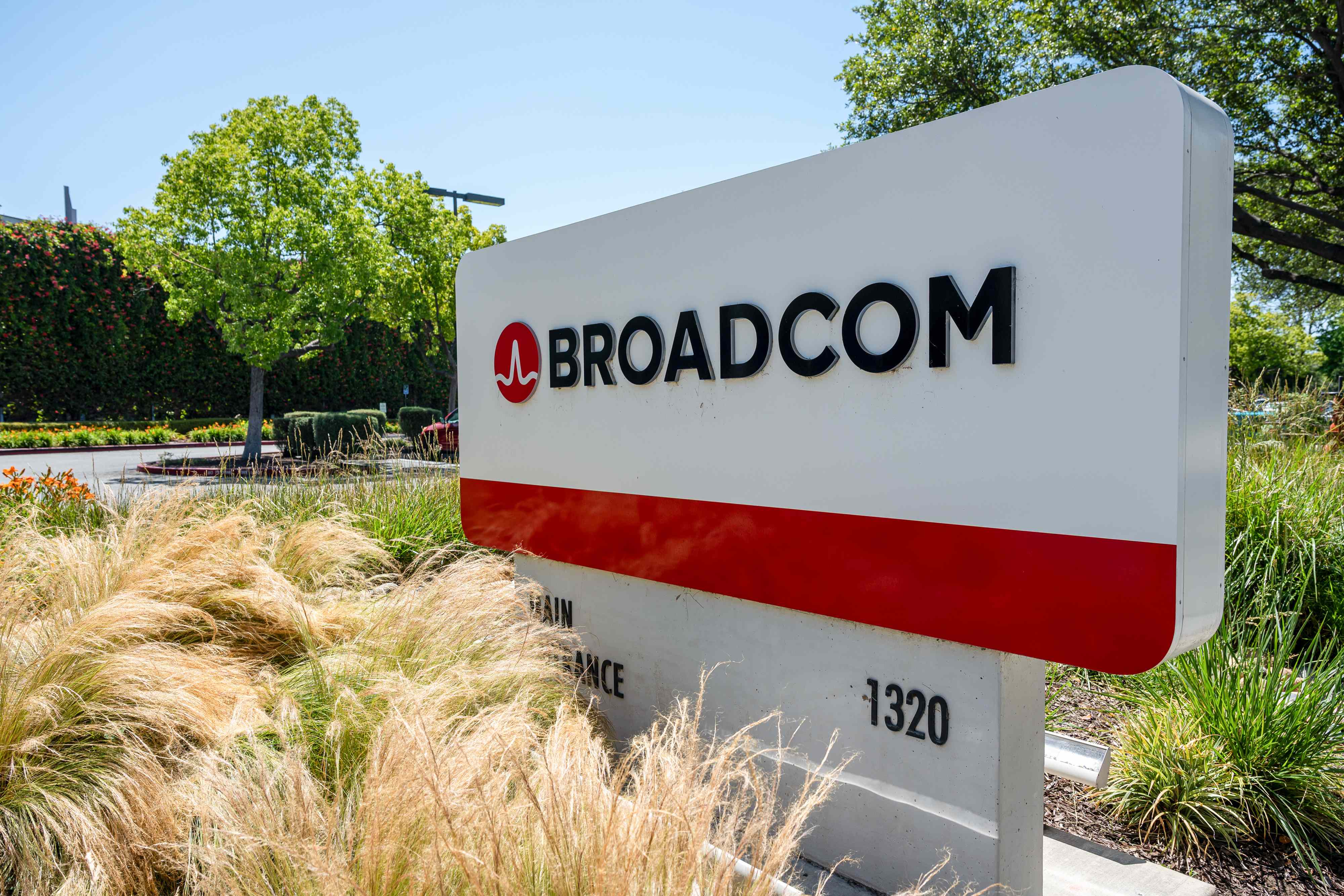 Here's how much traders expect Broadcom stock to move after earnings