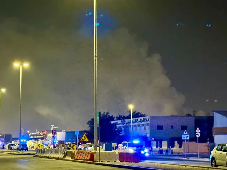 UAE: Fire breaks out in Al Quoz, firefighters respond immediately