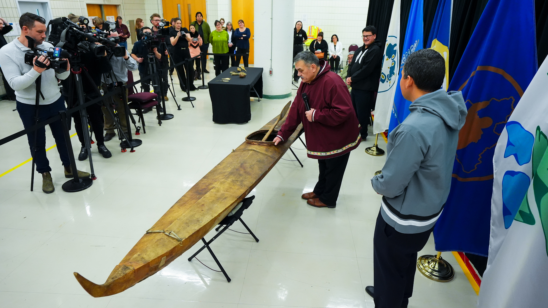Inuvialuit kayak, other items from Vatican unveiled at Museum of History