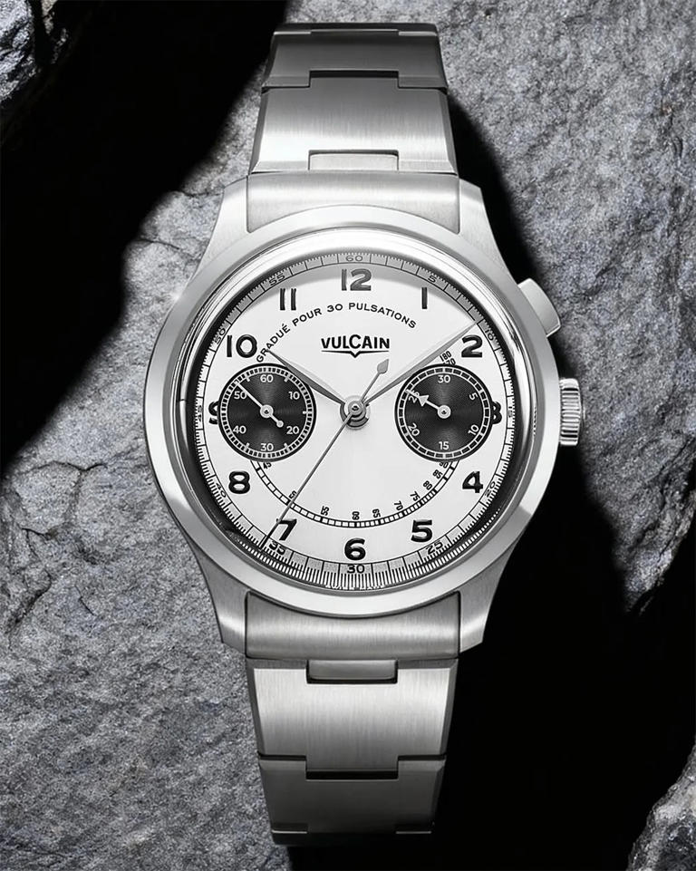 This sleek panda chronograph boasts two intriguing, uncommon