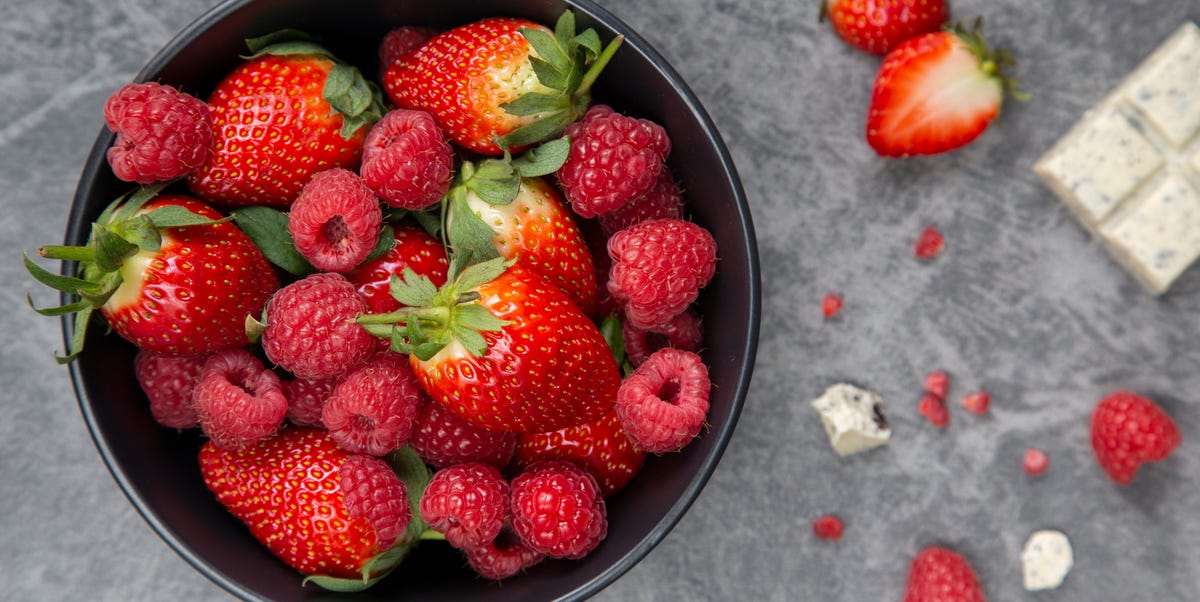 Strawberries vs. raspberries: Which is healthier, according to ...