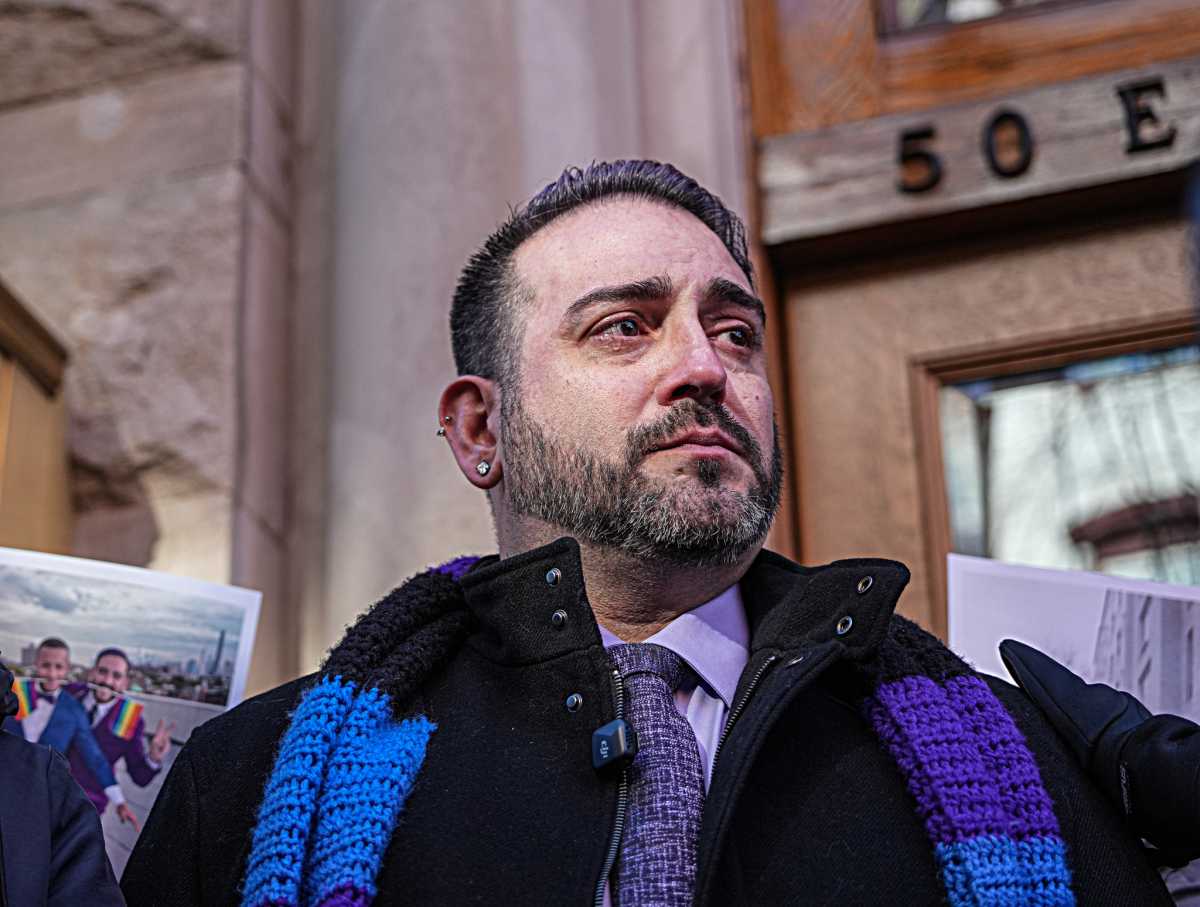 Manhattan man demands that ICE free his husband from custody after ...
